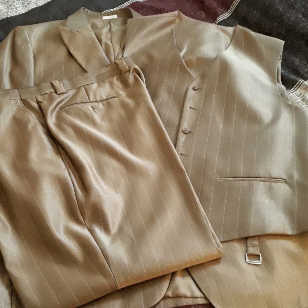Mens suit